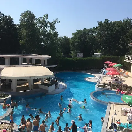 Хотел Park Bellevue 3*