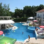 Park Bellevue Hotel 3*