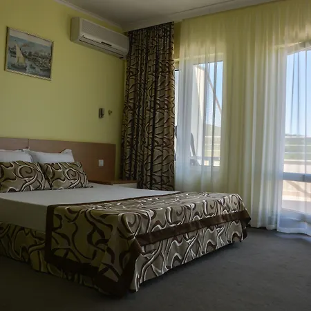 Park Bellevue 3* Aranyhomok